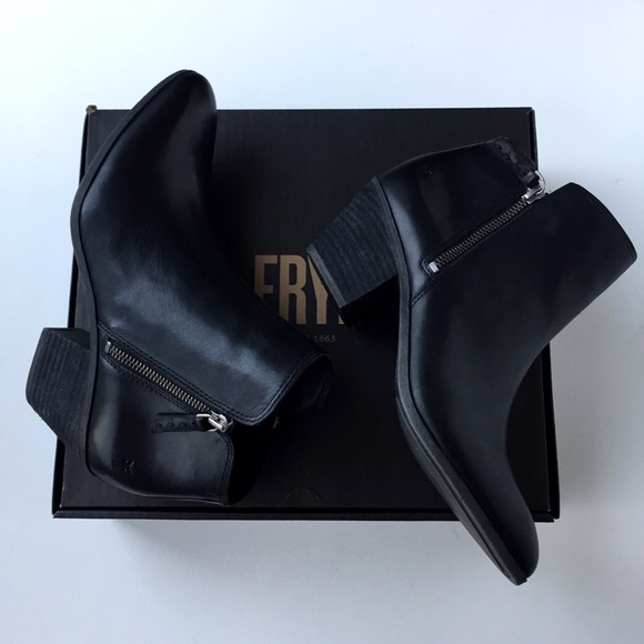 🍂Host Pick🍂 Frye Judith Double Zip Ankle Boots - Picture 2 of 8